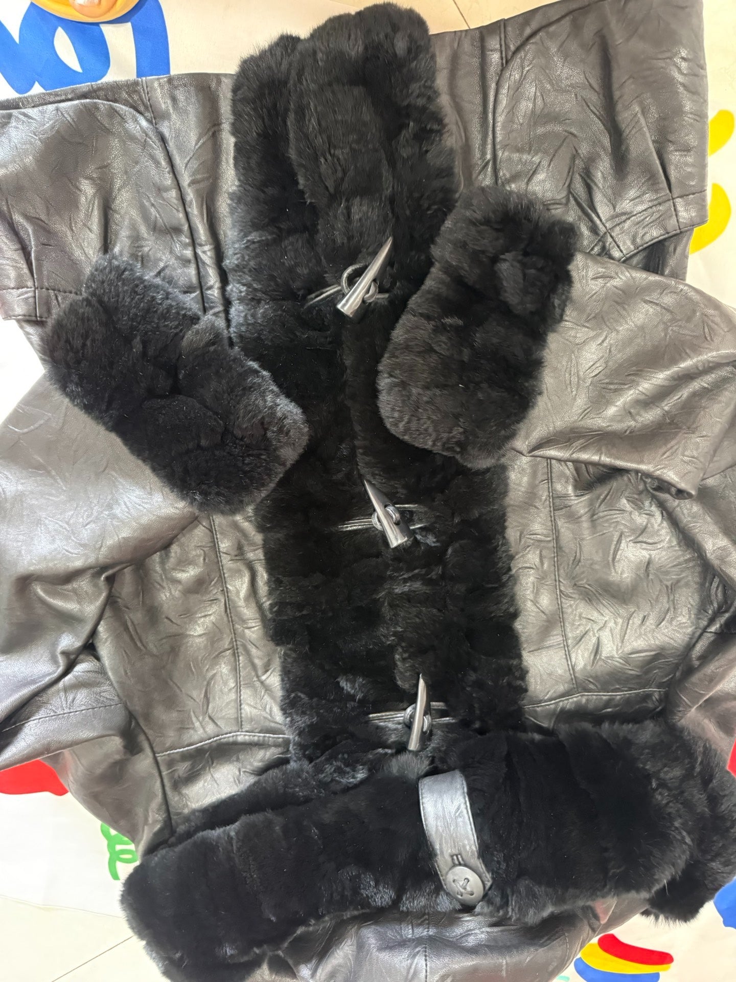Vintage black fur-collar coat