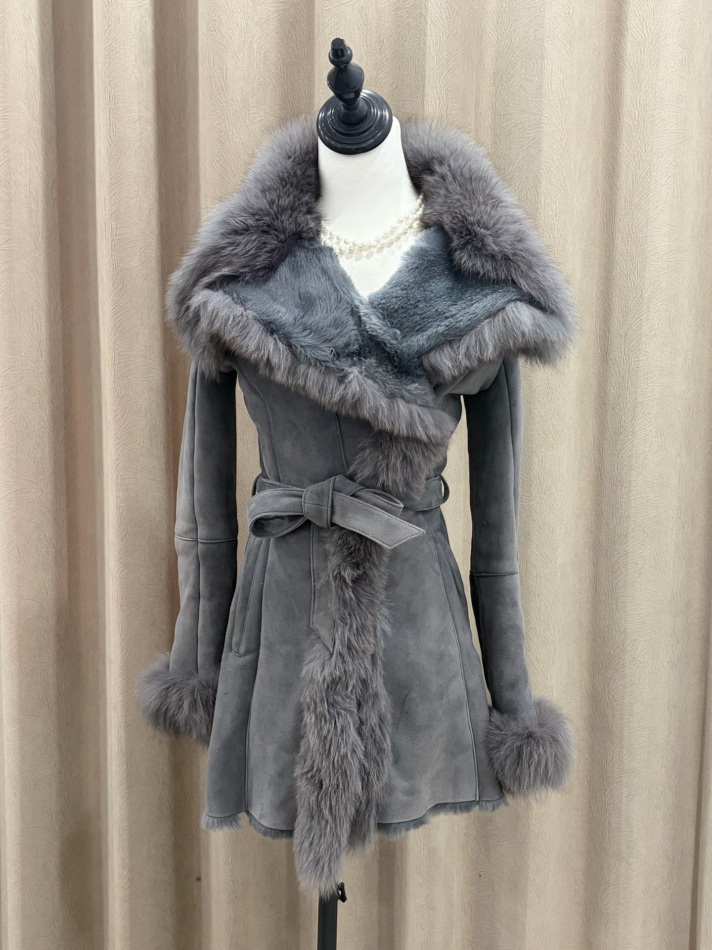 Vintage light gray mid-length genuine fur coat