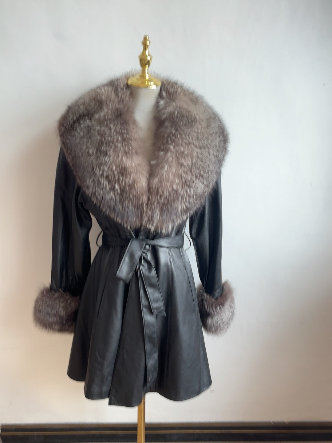 Vintage genuine leather mid-length coat