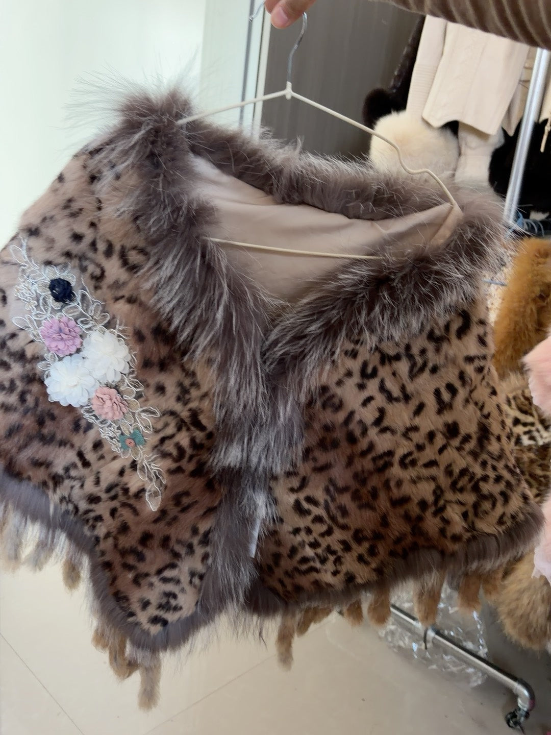 Vintage leopard-print fur cape/coat