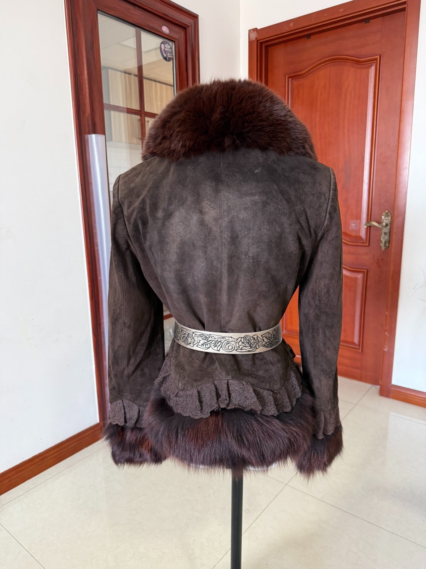 Vintage brown fur coat with fox fur collar