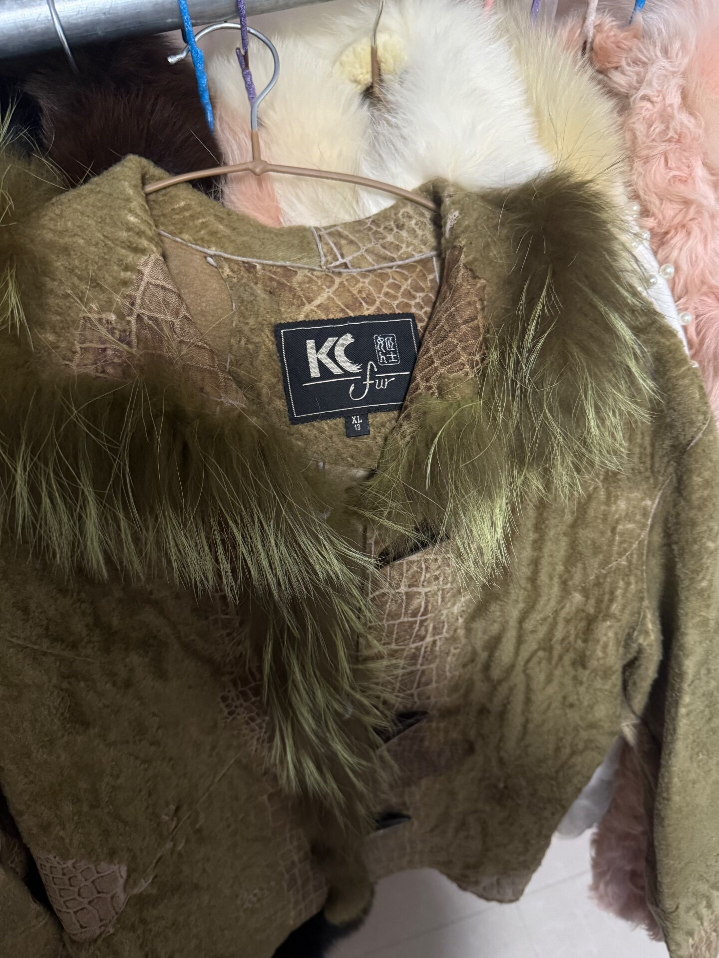 Vintage crocodile-print patchwork real fur coat