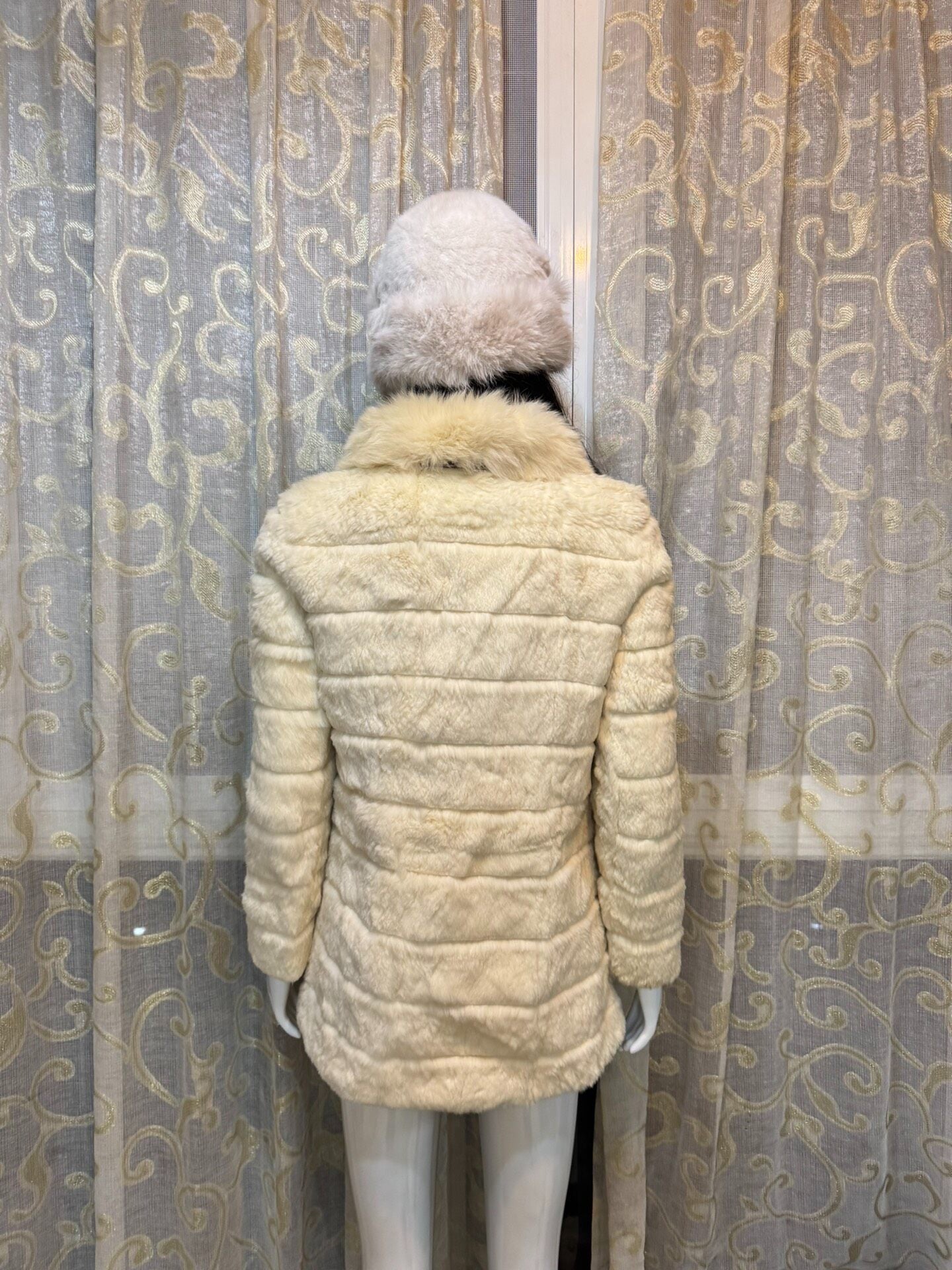 Vintage off-white genuine fur coat
