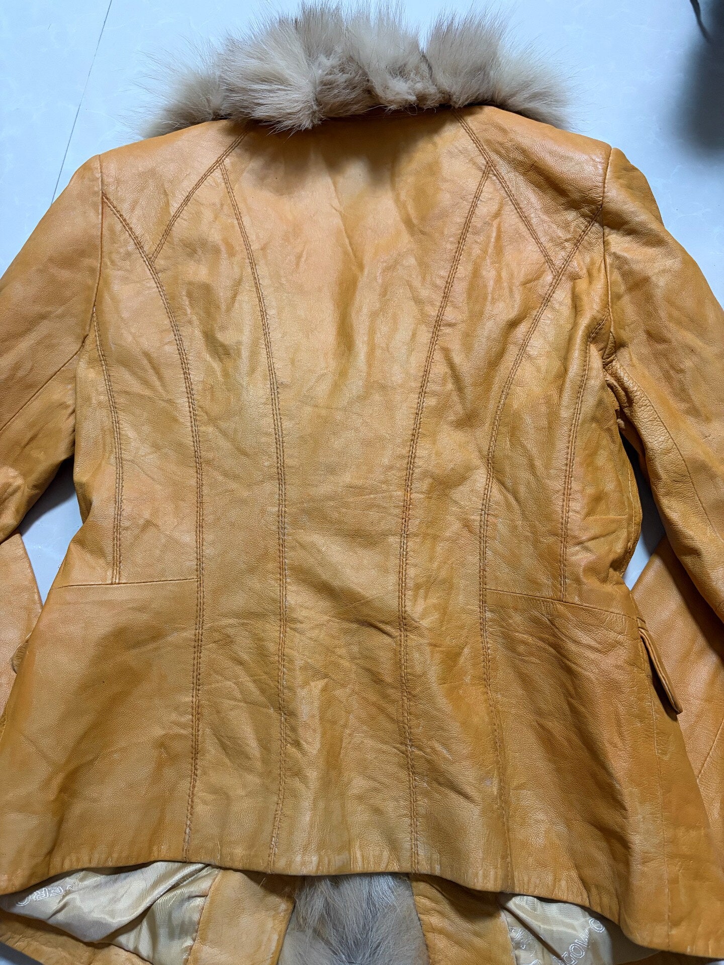 Vintage real fur-collar coat