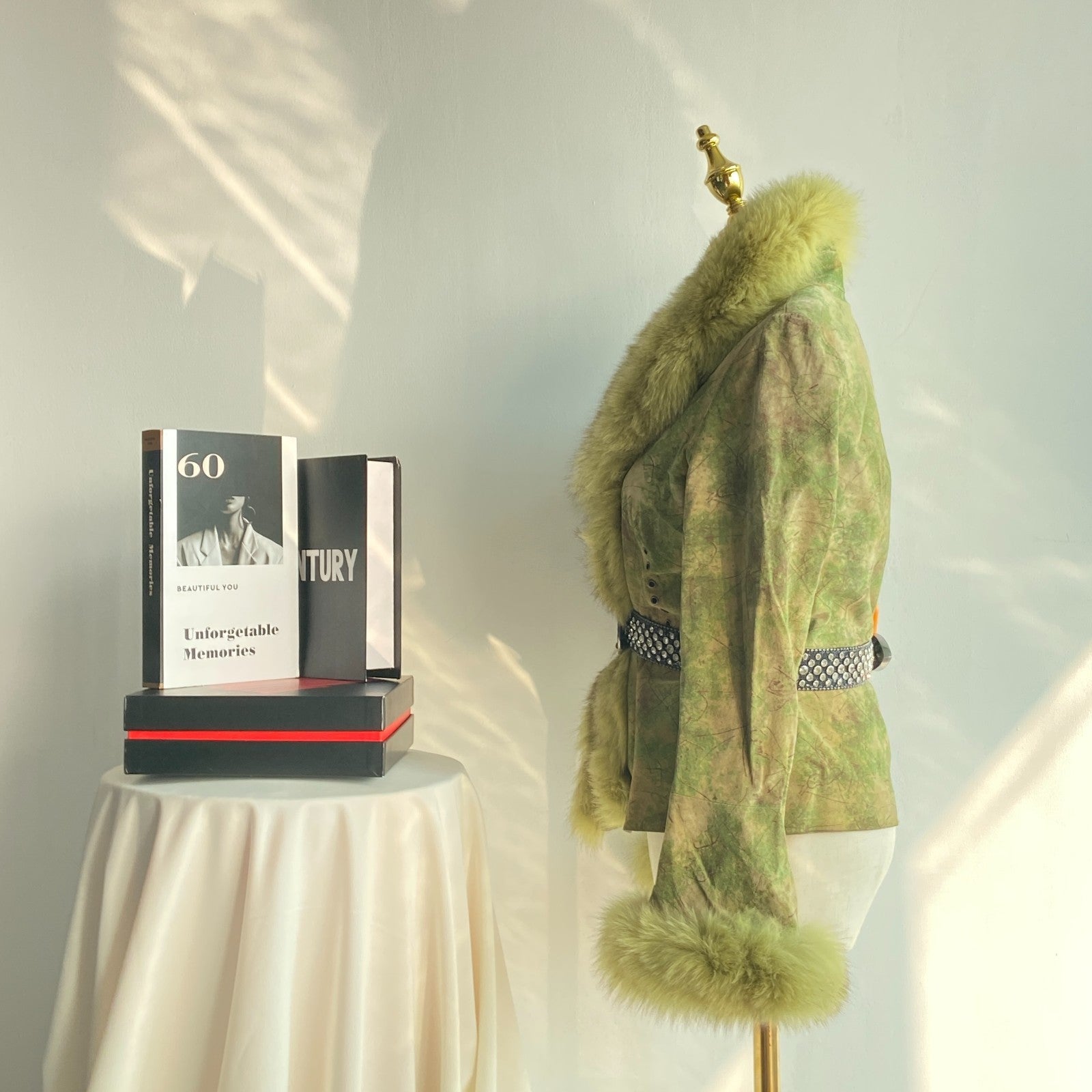 Y2K Green Suede Jacket with Faux Fur Trim (Women’s M)