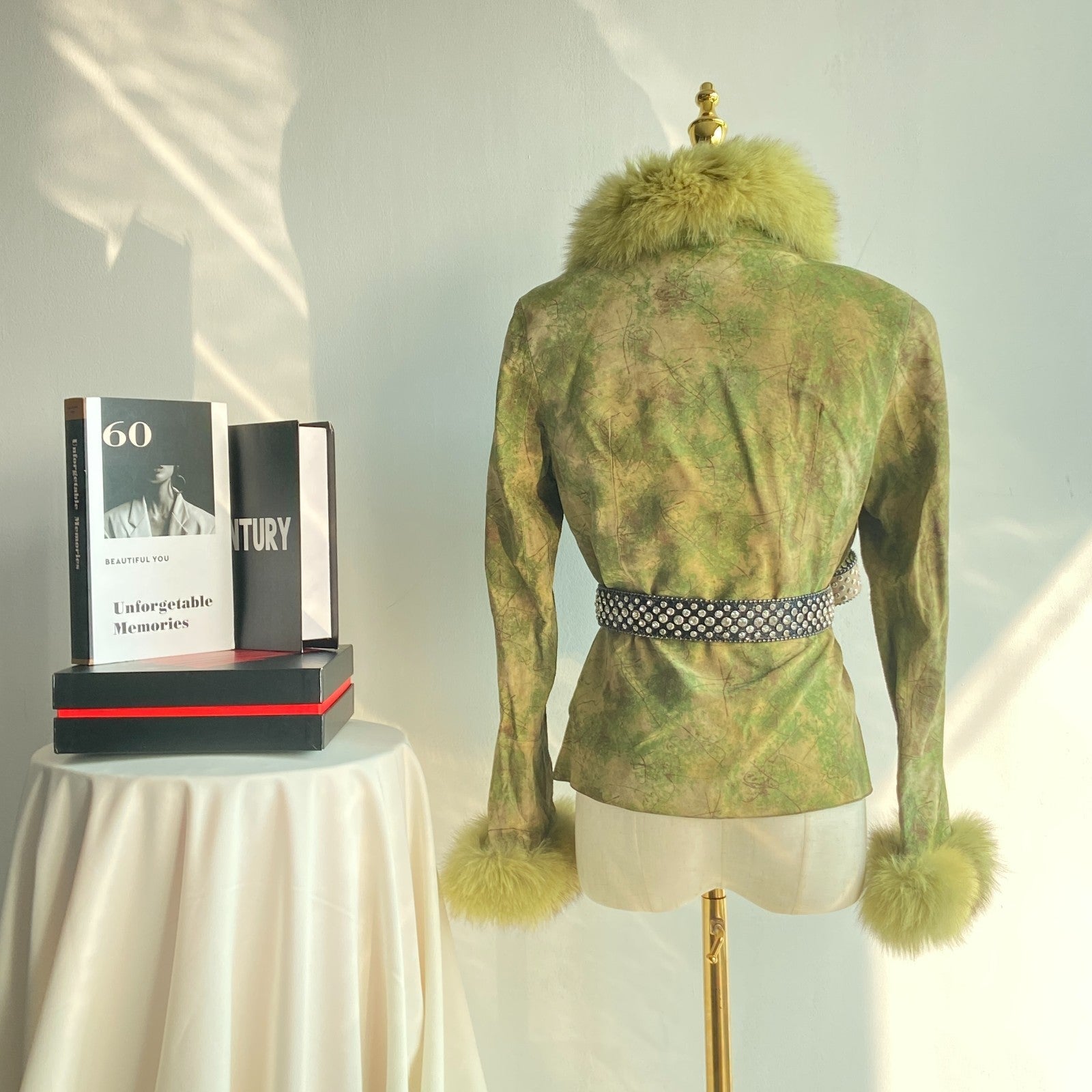 Y2K Green Suede Jacket with Faux Fur Trim (Women’s M)