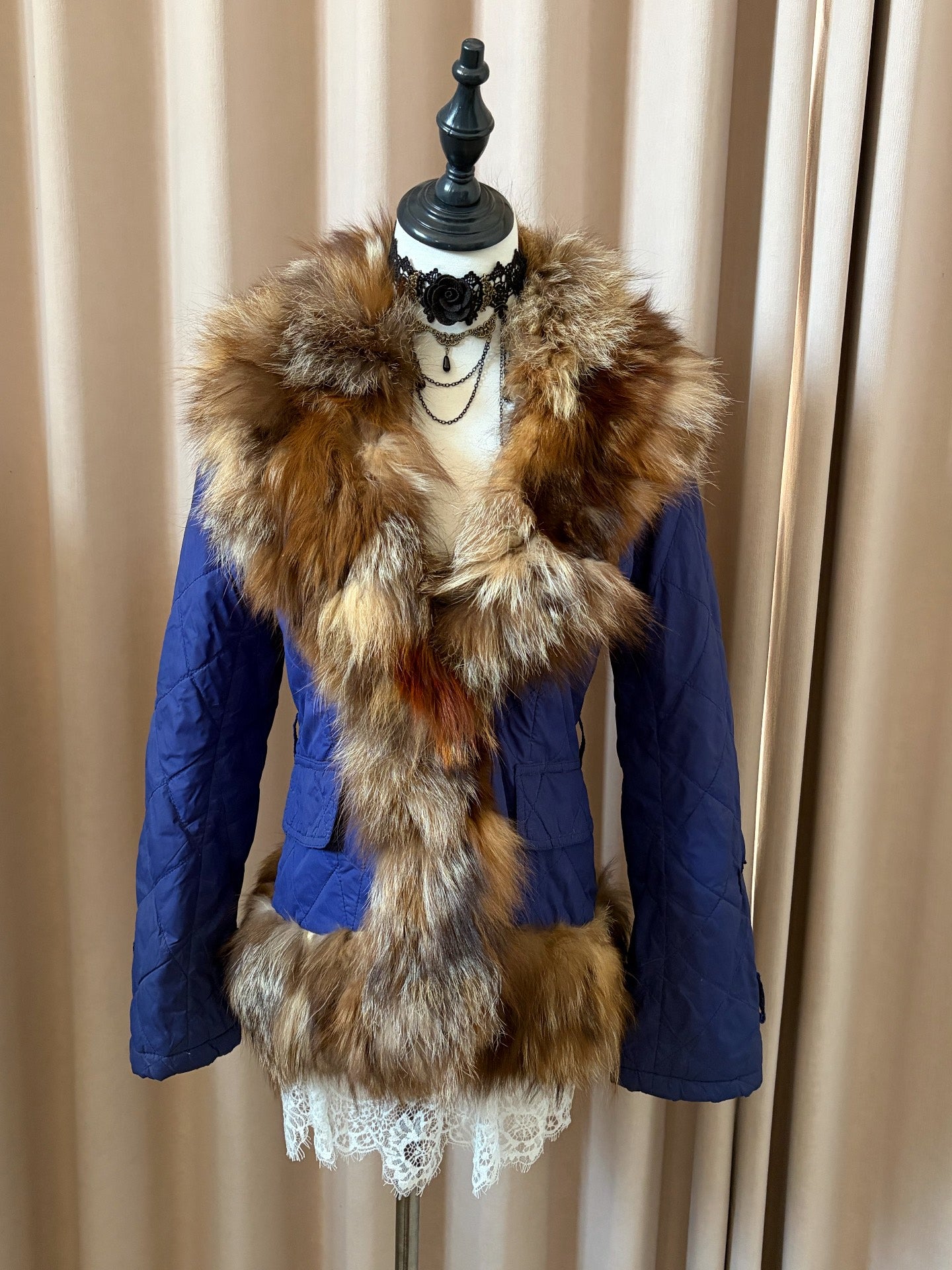 Vintage Italian PAQUITO fox fur collar coat