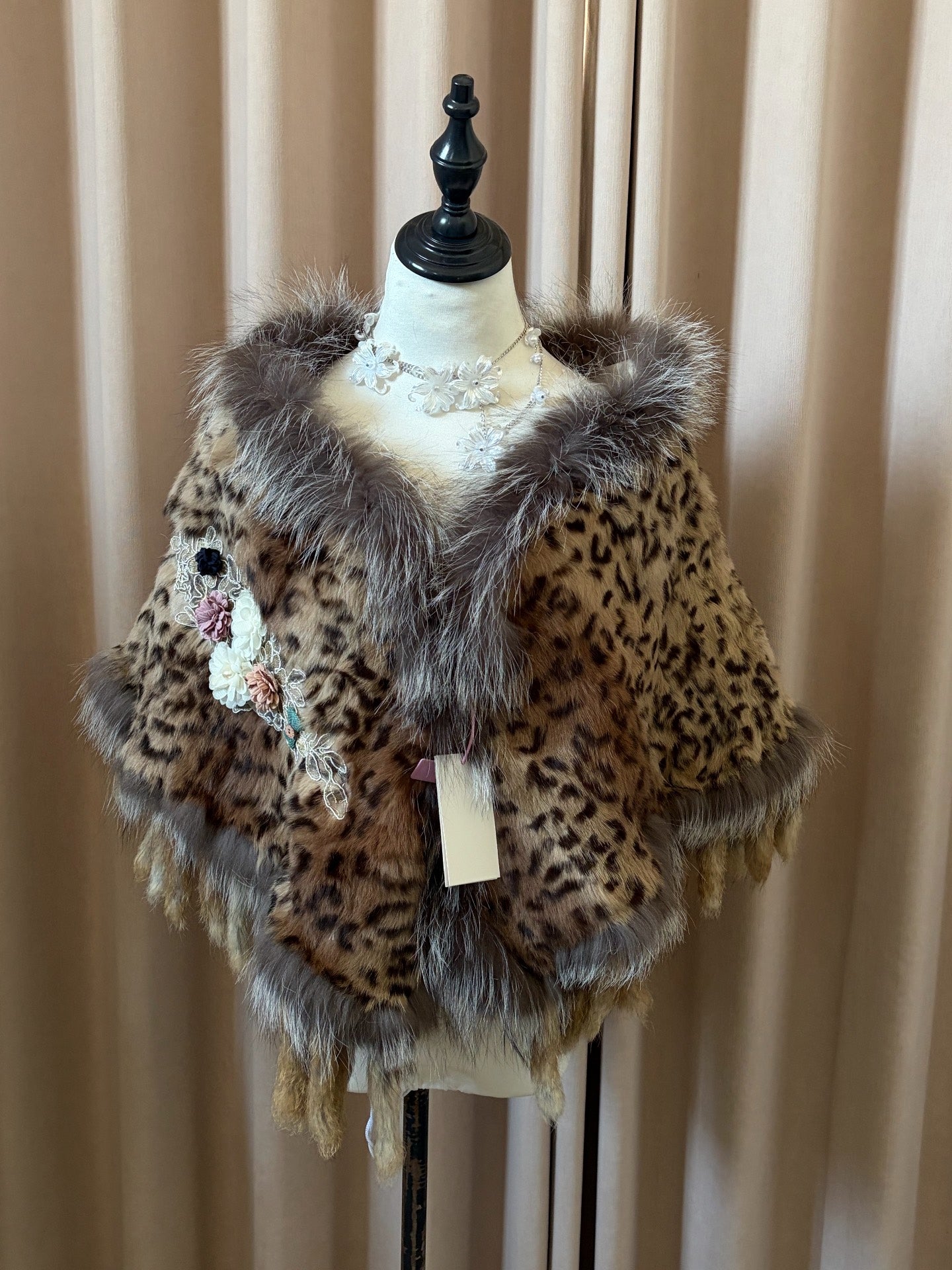 Vintage leopard-print fur cape/coat
