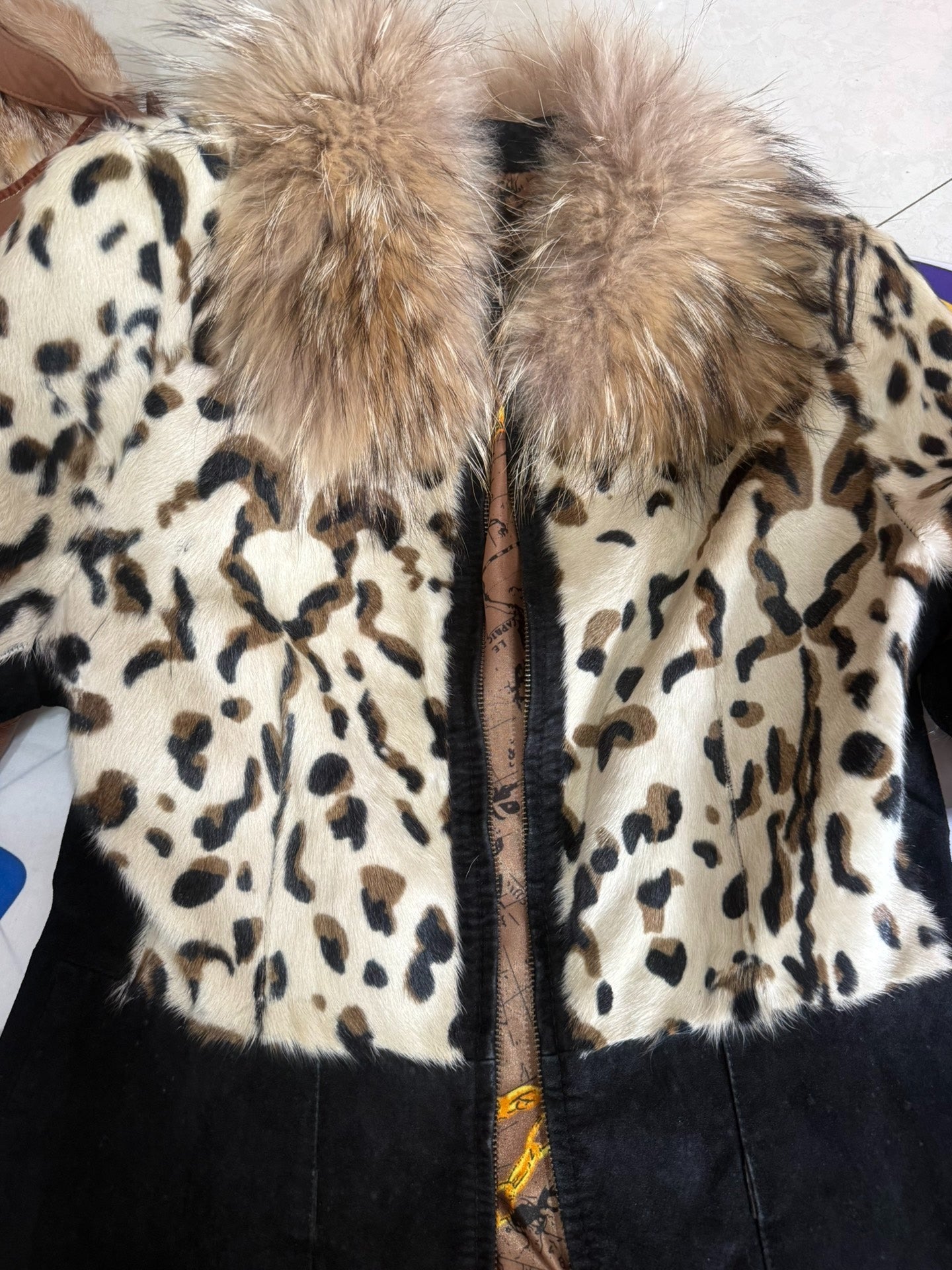 Vintage leopard-print genuine fur coat