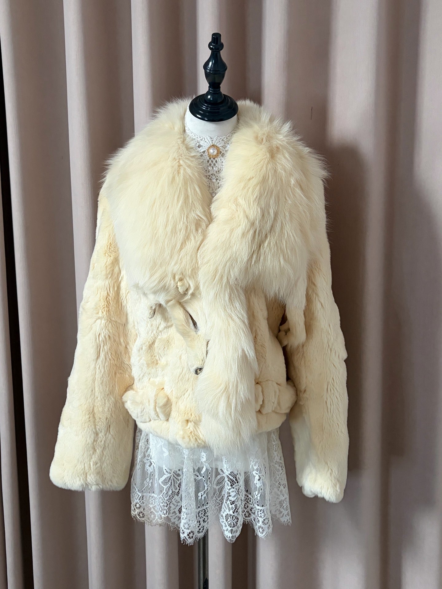 Vintage beige real fur coat