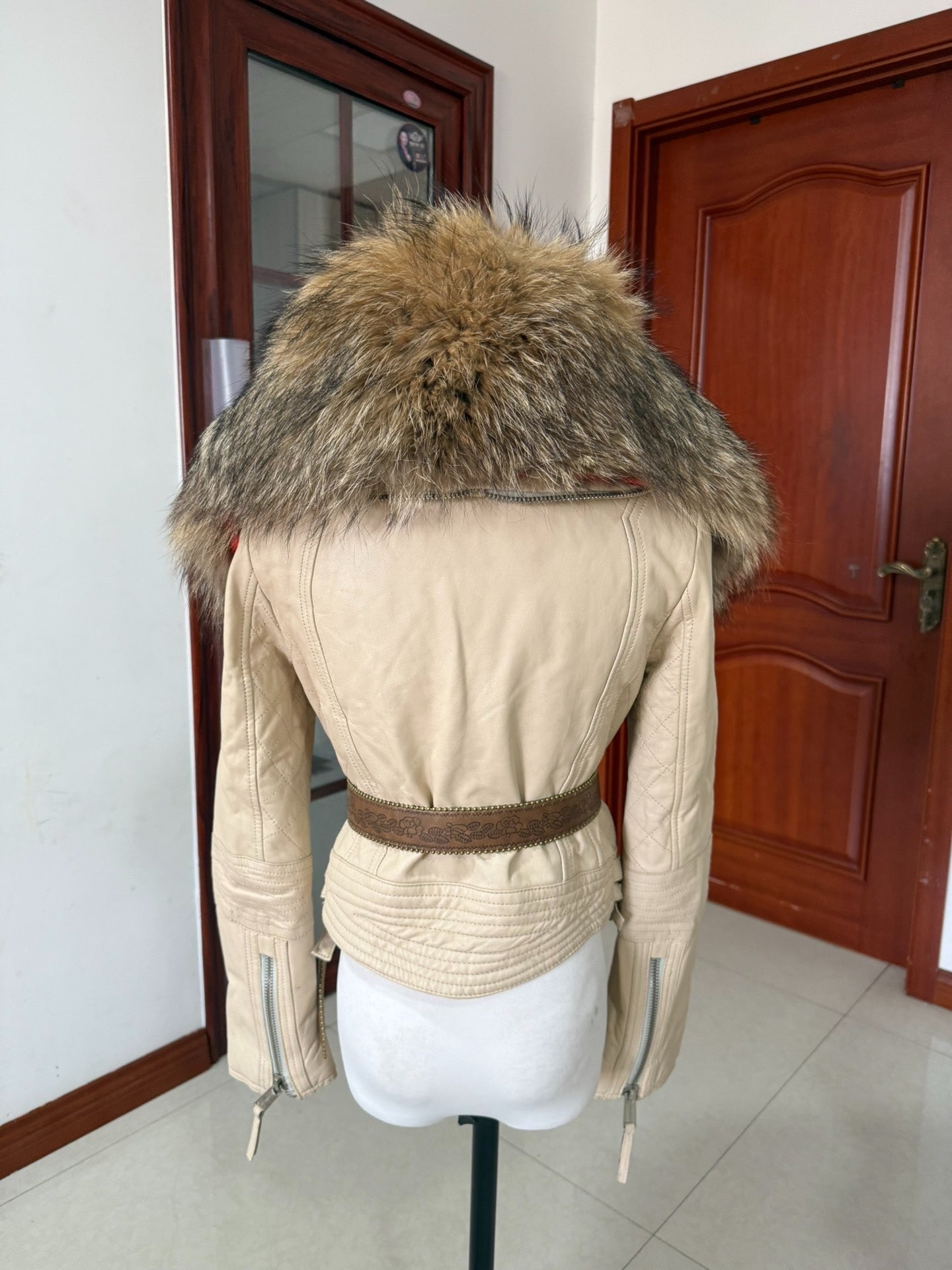 Vintage light khaki genuine fur coat