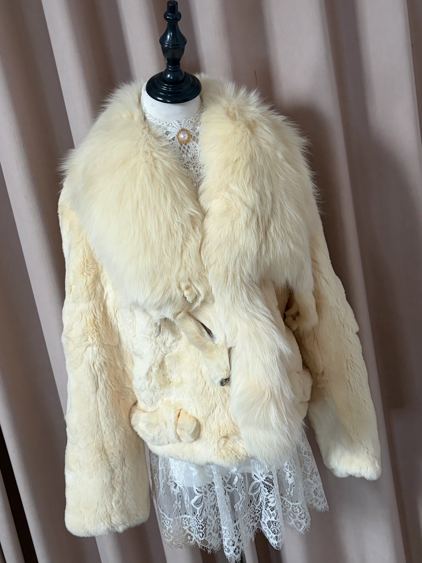Vintage beige real fur coat