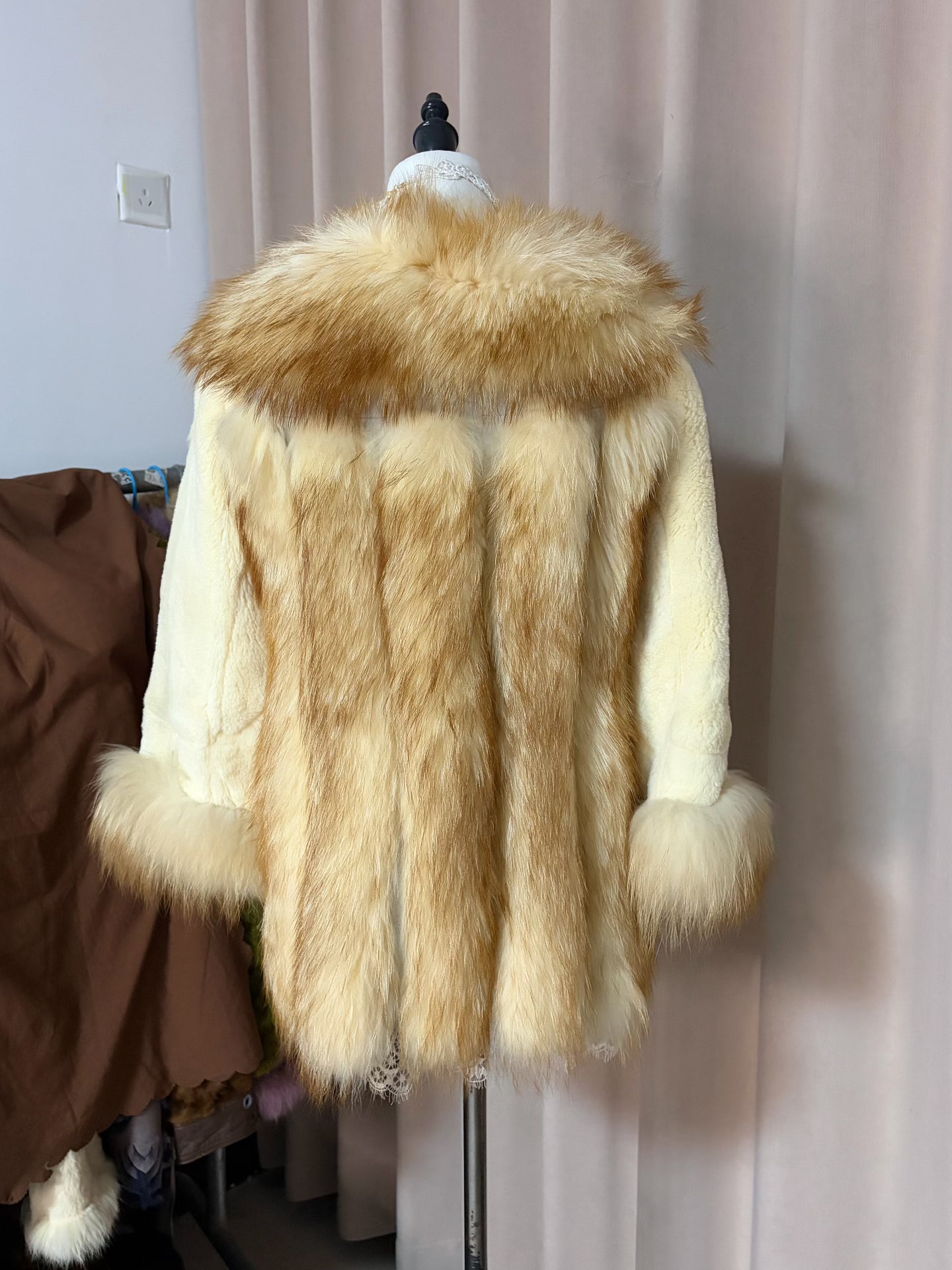 Vintage creamy-white genuine fur coat