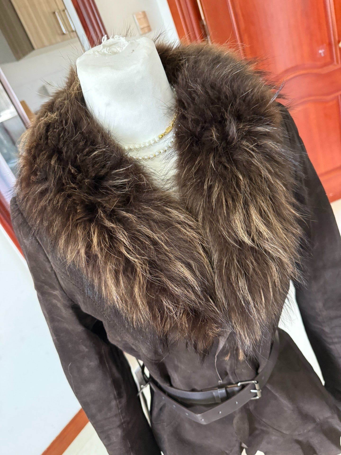 Vintage brown fur coat with fox fur collar