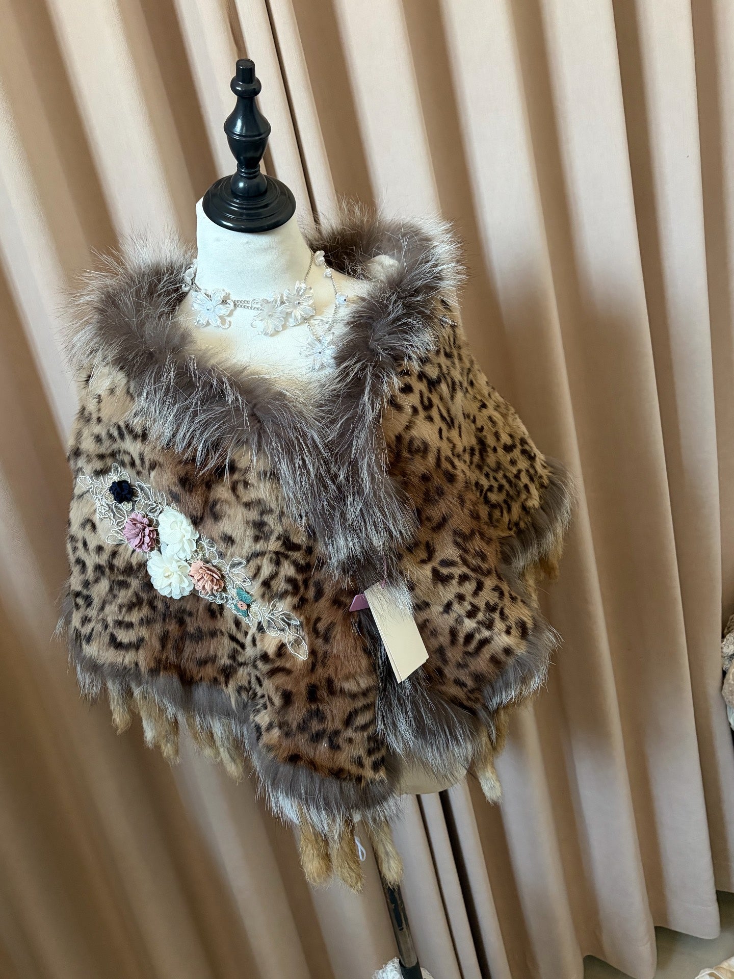 Vintage leopard-print fur cape/coat