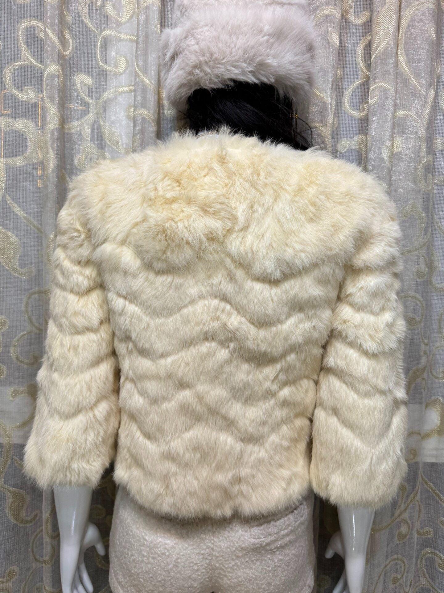 Vintage Beige Genuine Fur Coat