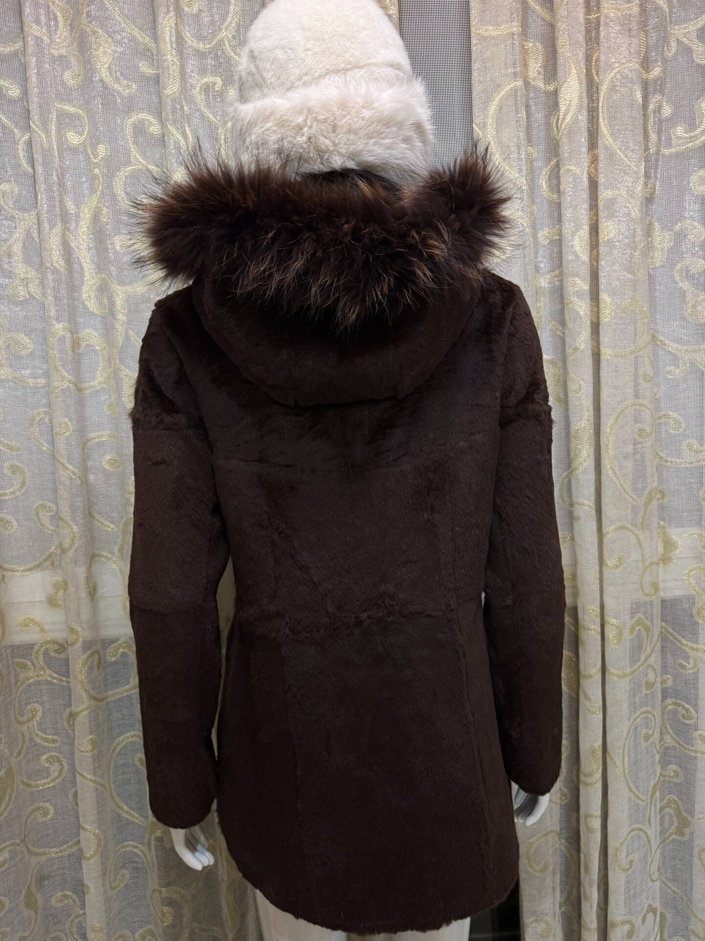 Vintage Dark Brown Genuine Fur Coat