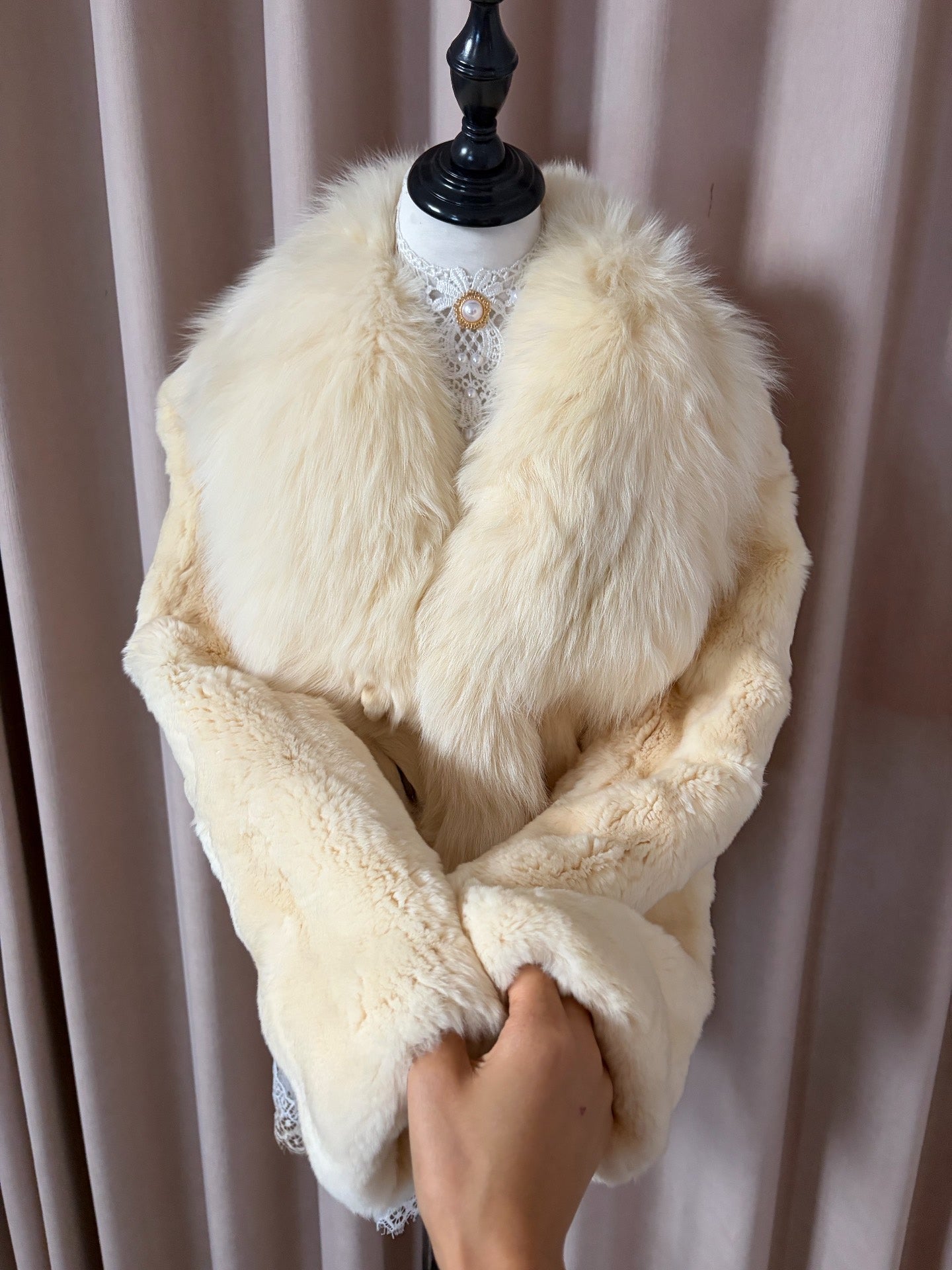 Vintage beige real fur coat