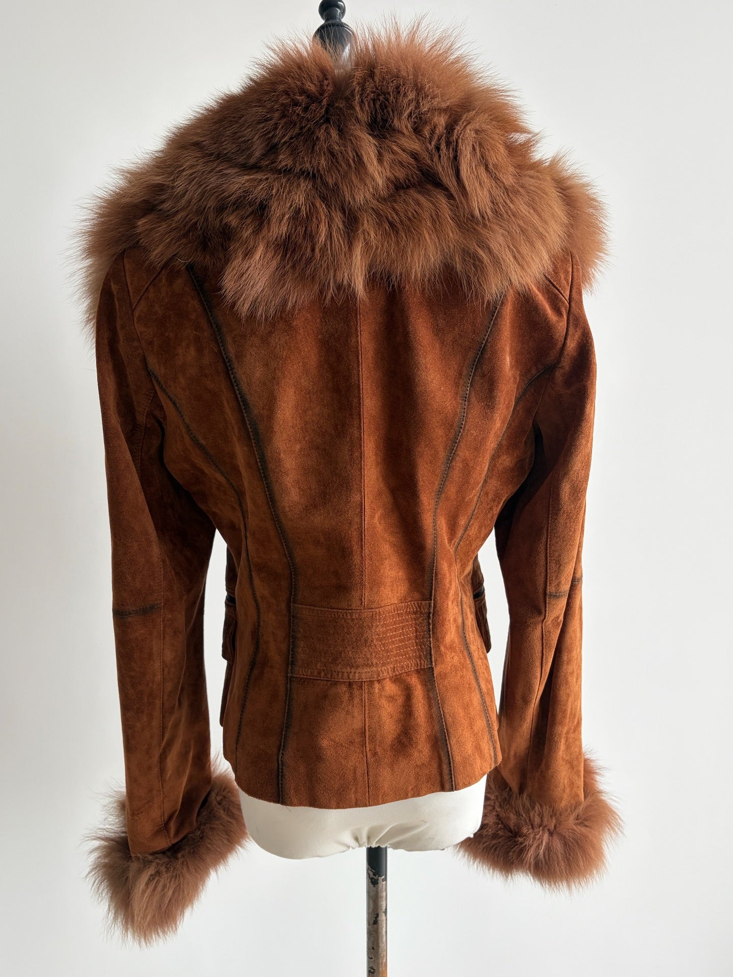 Vintage brown cropped genuine fur coat