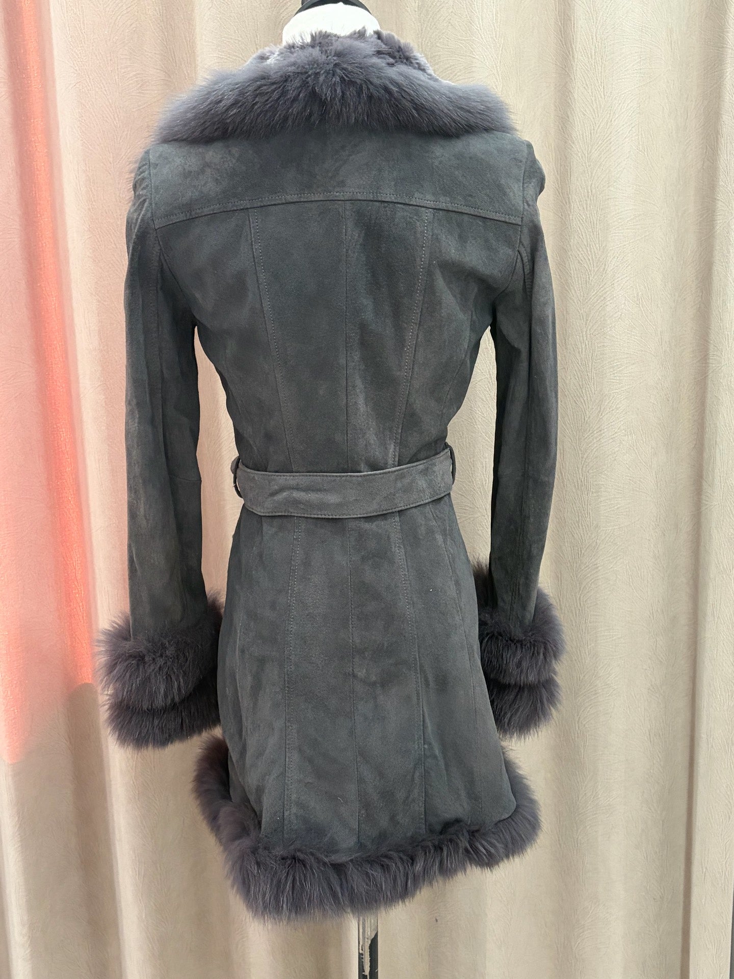 Vintage mid-length genuine fur coat