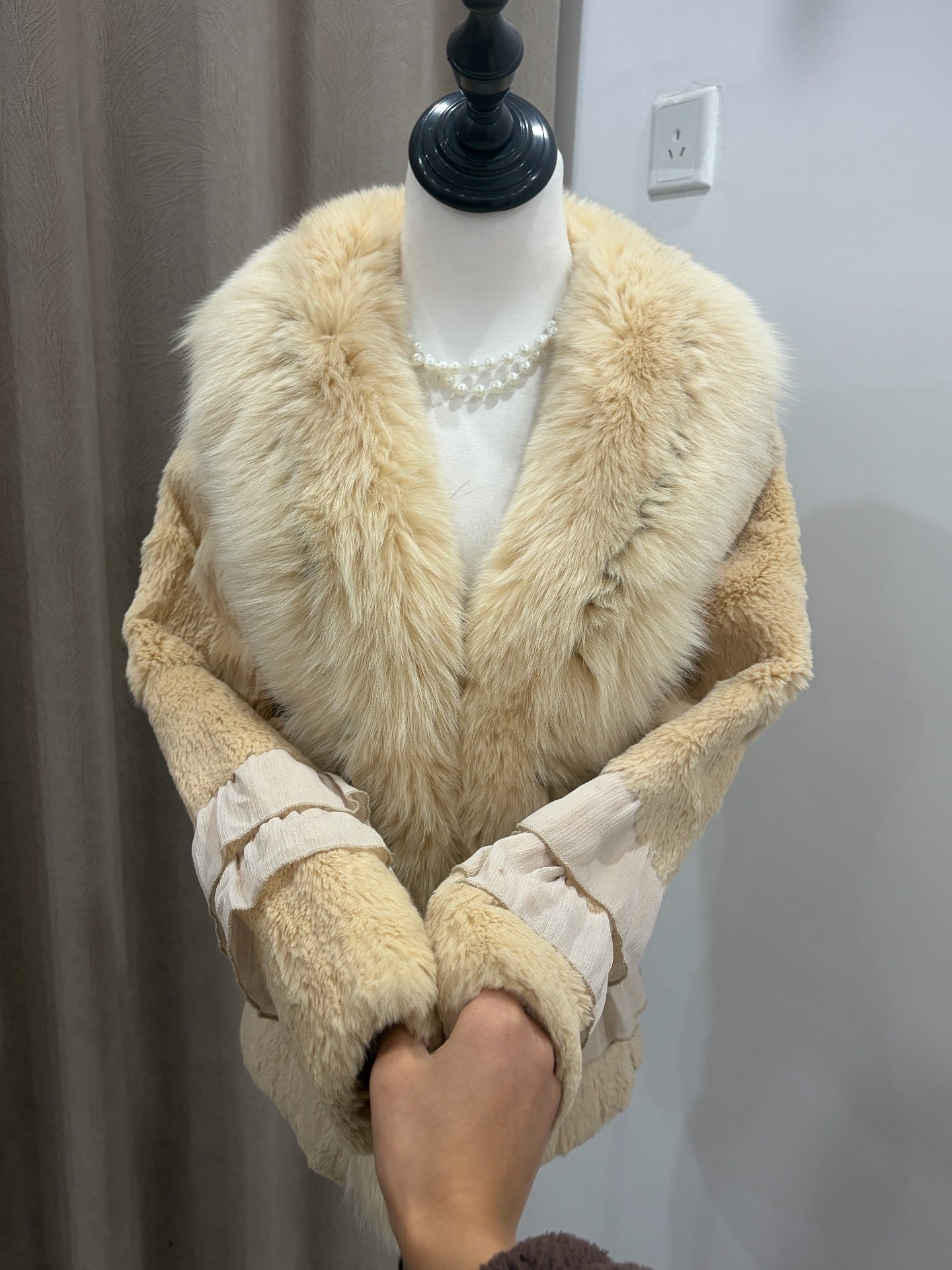 Vintage light apricot genuine fur coat