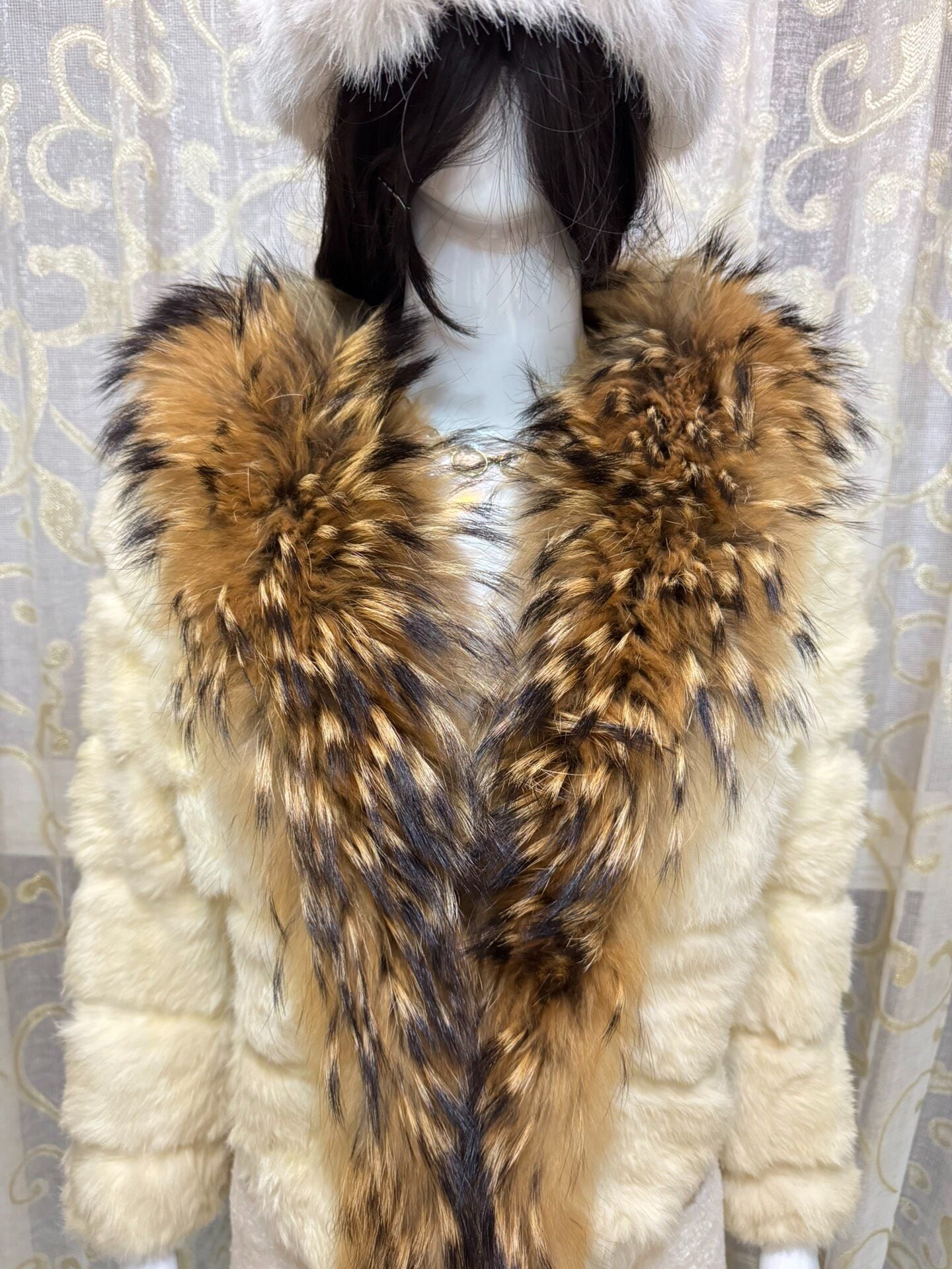 Vintage off-white genuine fur coat