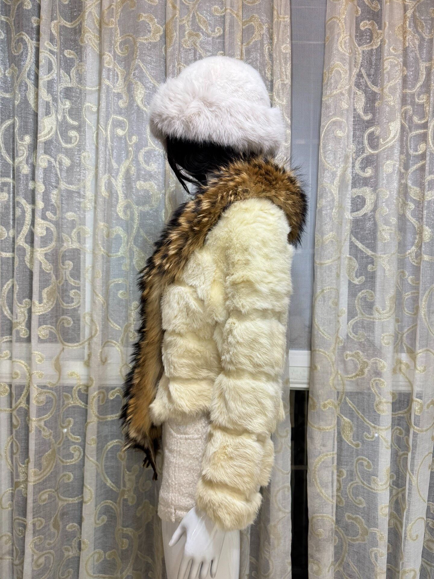 Vintage off-white genuine fur coat