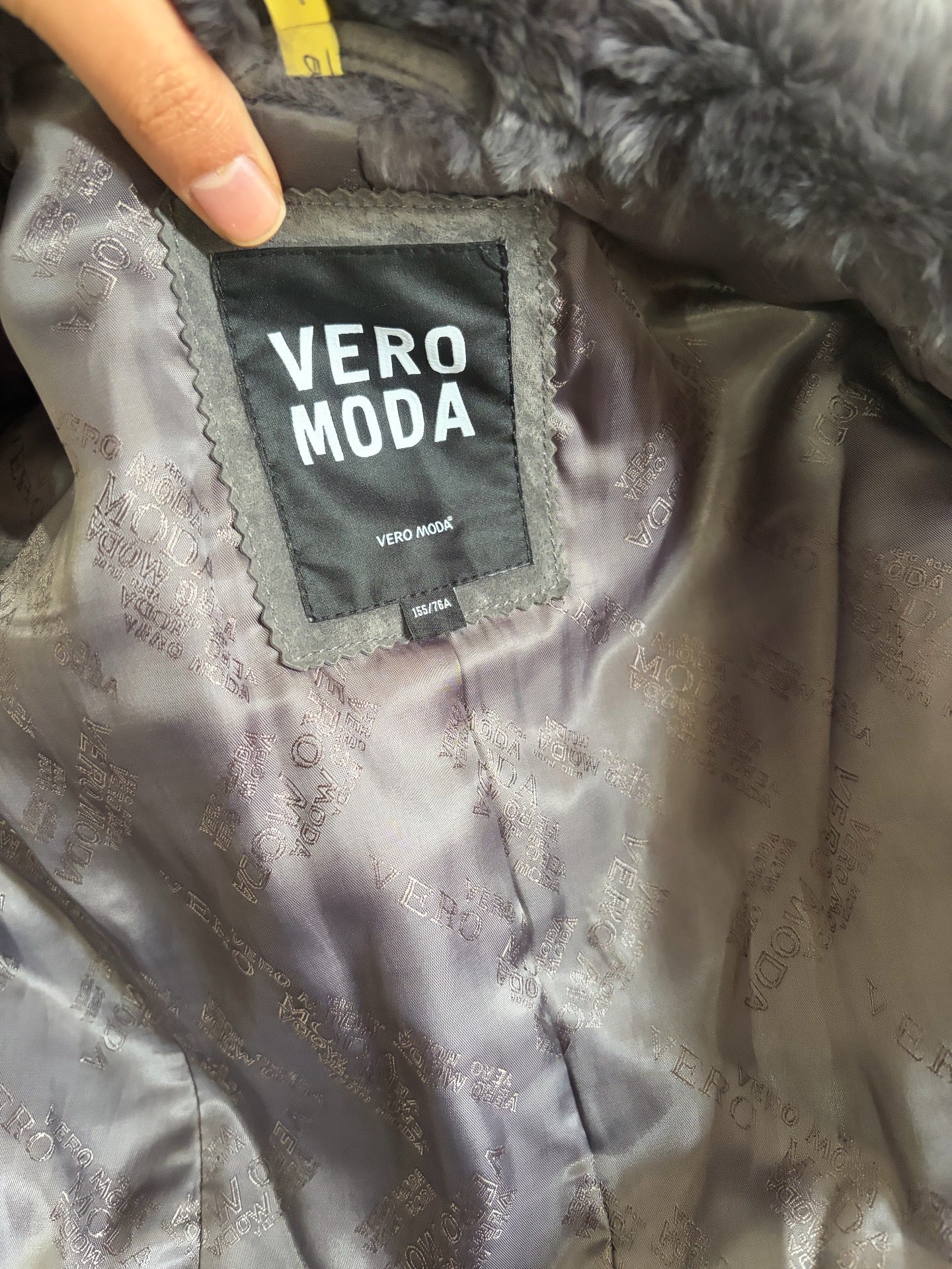 Vintage mid-length genuine fur coat