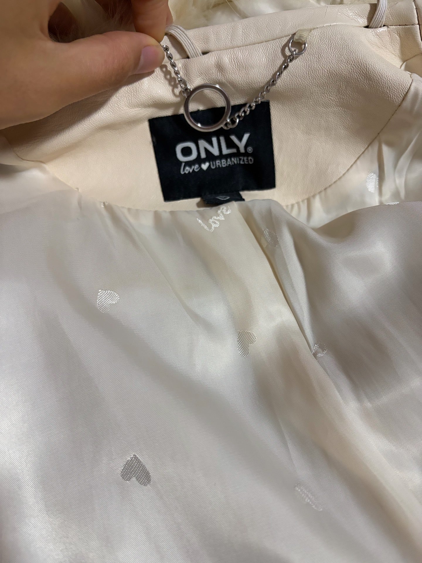 Vintage off-white leather jacket with a real fur collar