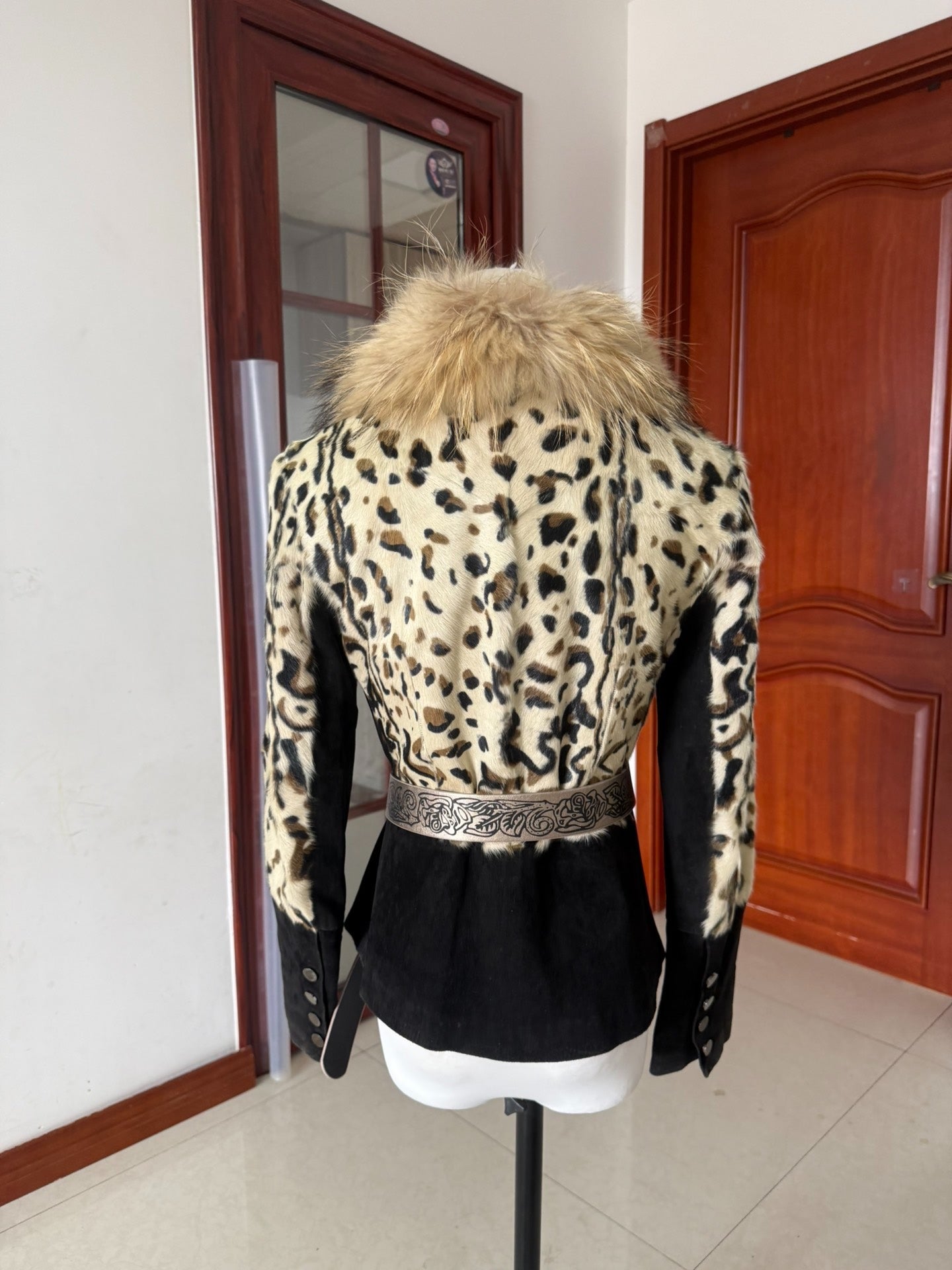 Vintage leopard-print genuine fur coat