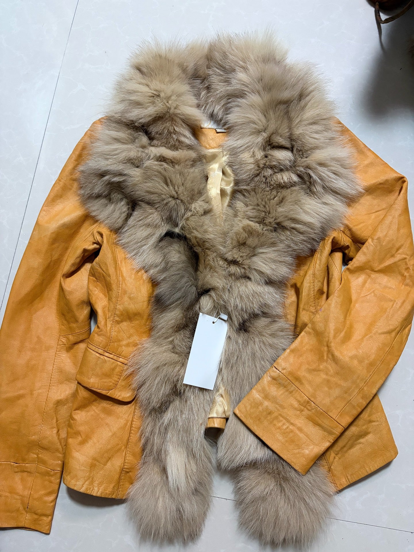 Vintage real fur-collar coat