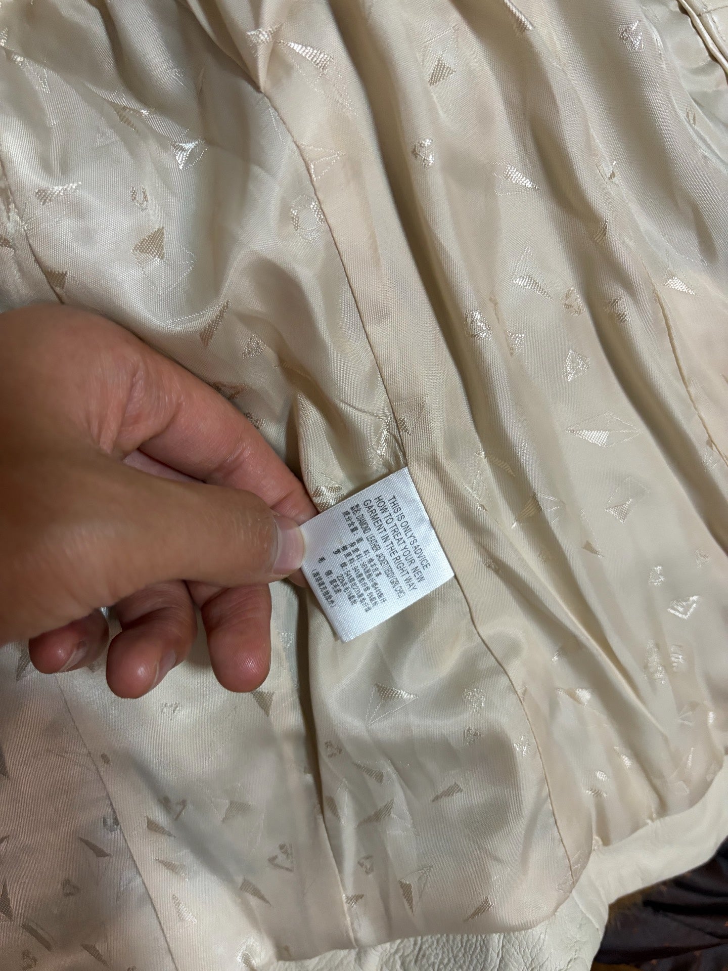 Vintage off-white genuine fur and leather short jacket