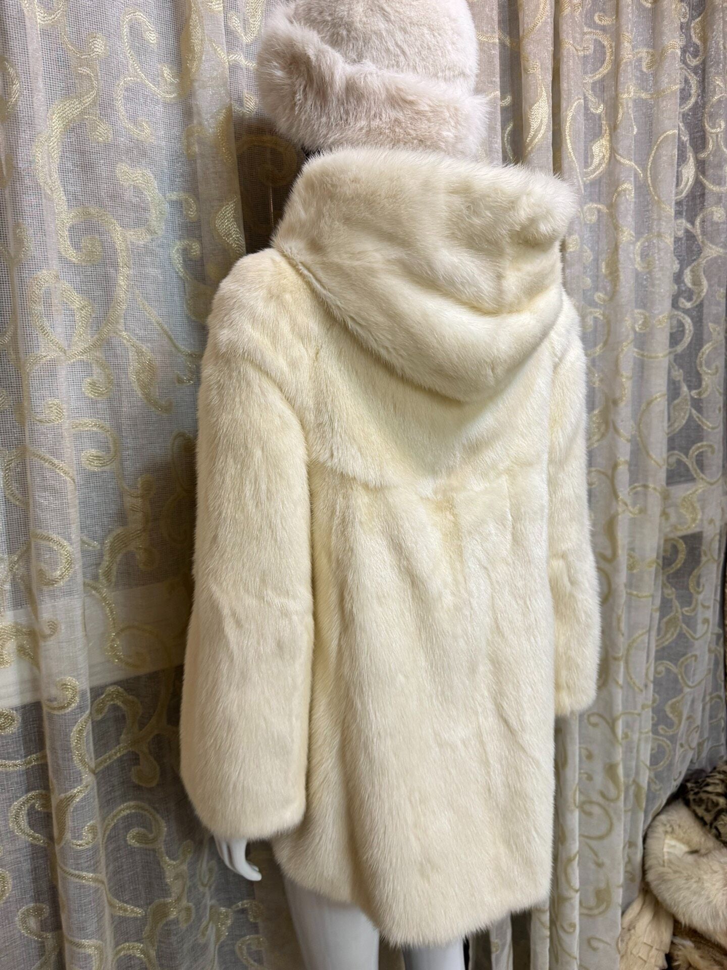 Vintage White Genuine Fur Coat