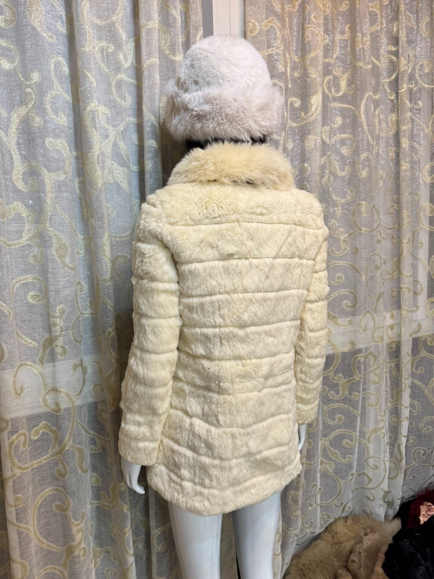 Vintage off-white genuine fur coat