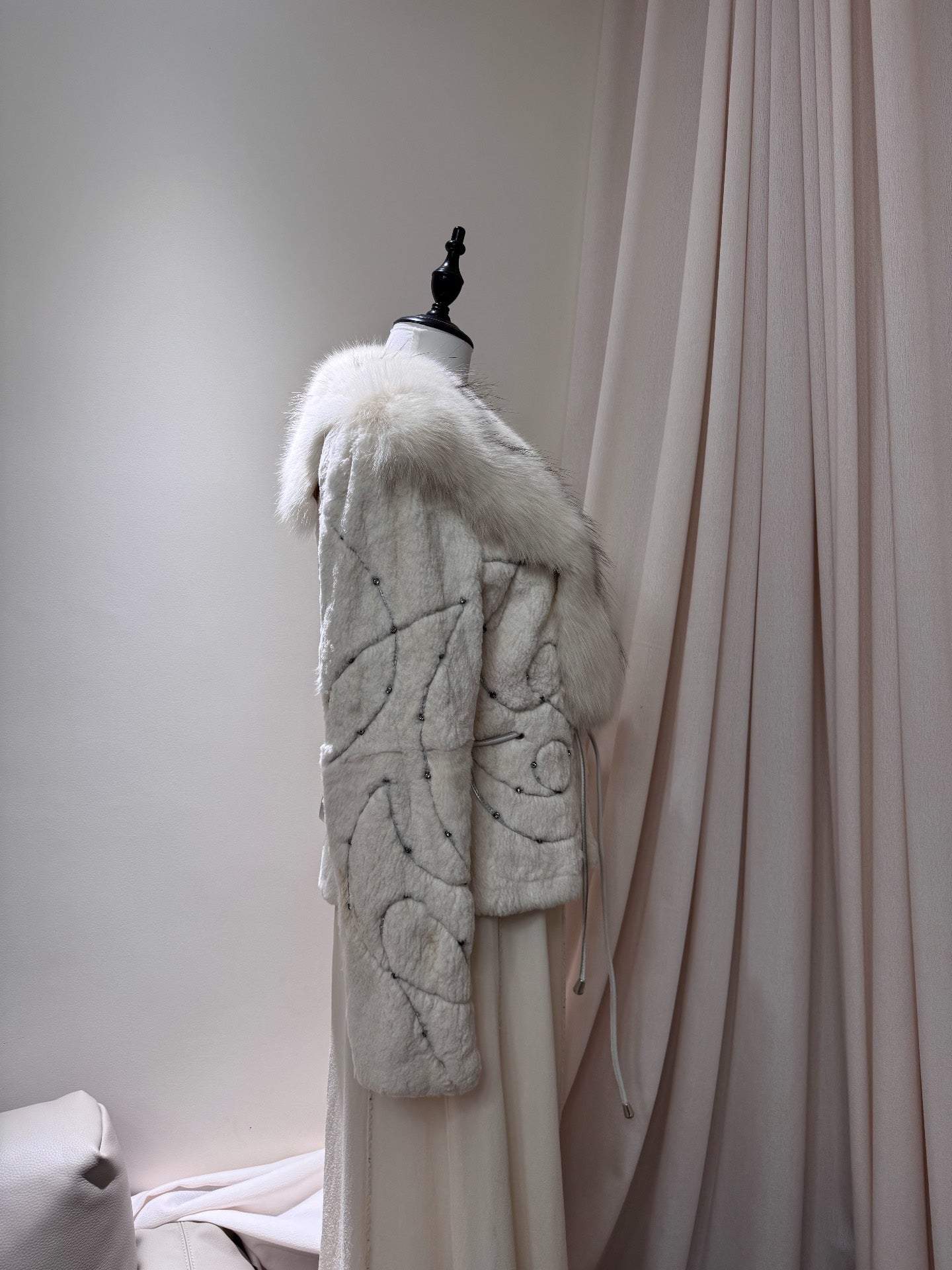 Vintage off-white genuine fur coat