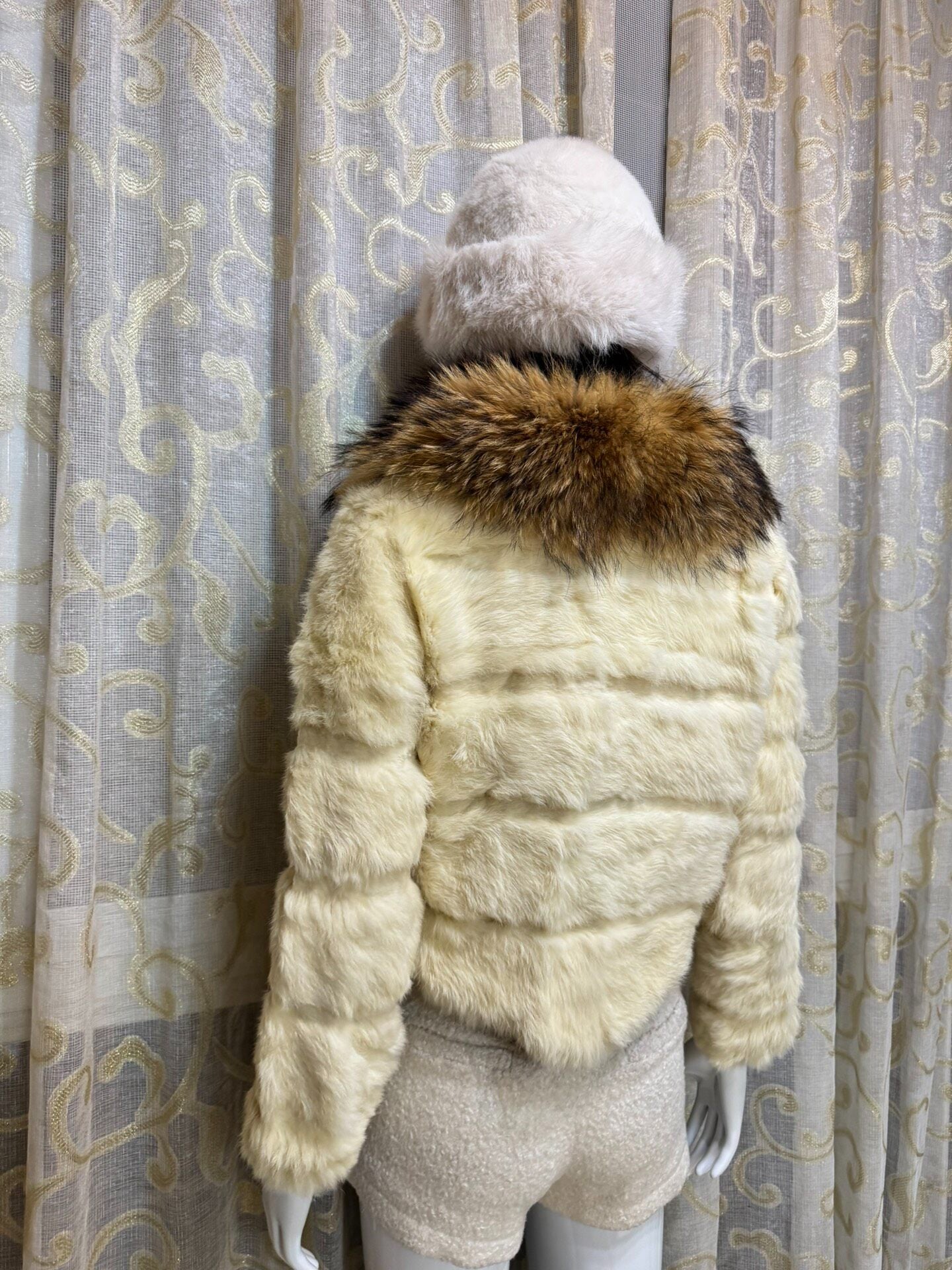 Vintage off-white genuine fur coat