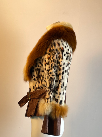 Vintfur Leopard Genuine Fur Coat ccp1 Image on the left