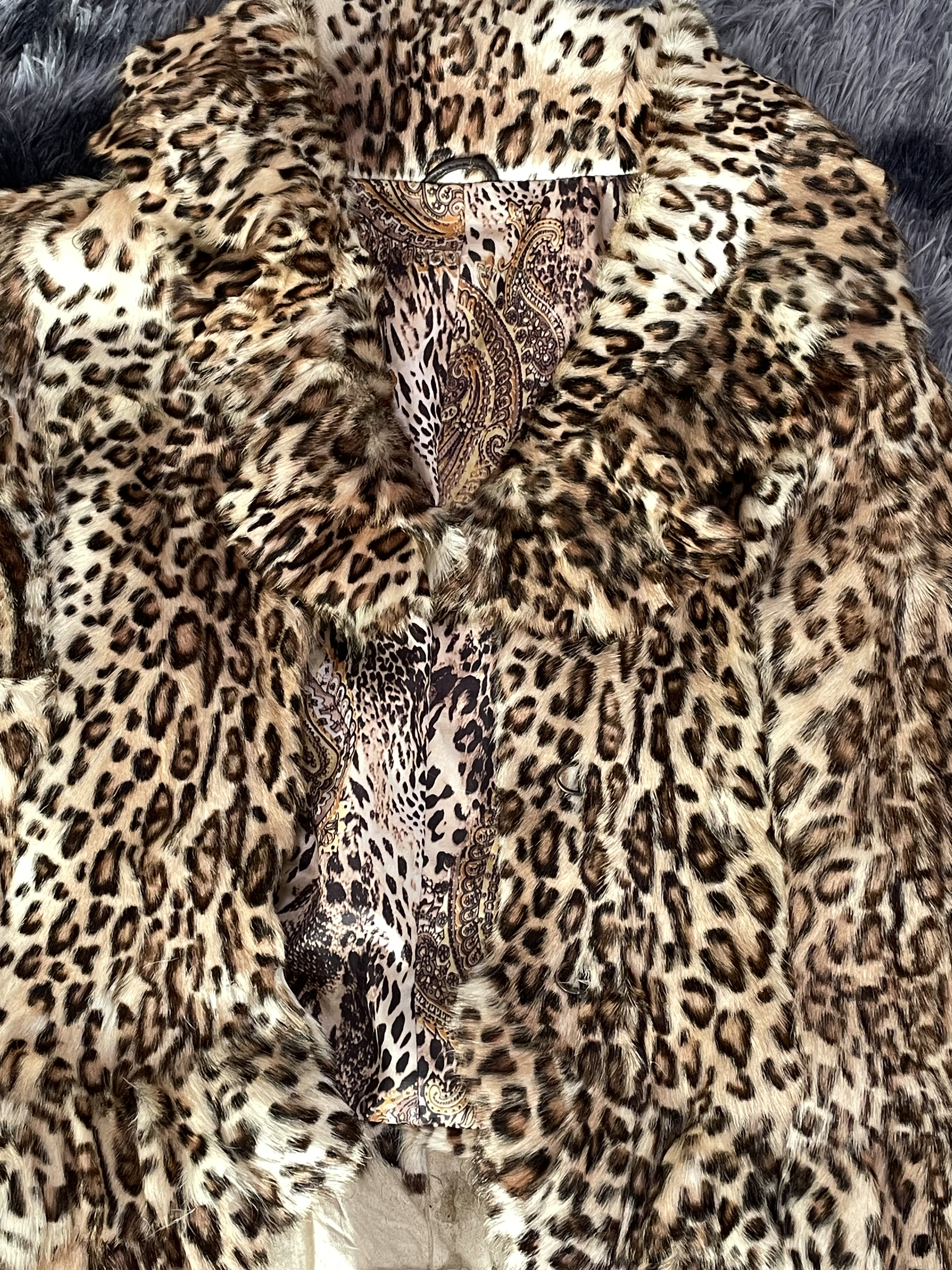 Vintfur Leopard Genuine Fur Coat ccp5 detail 2